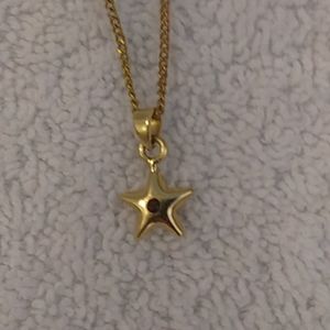 Starfish gold necklace